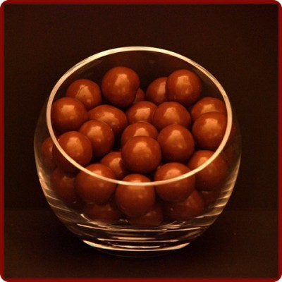 jerrys-chocolate-malt-balls-red